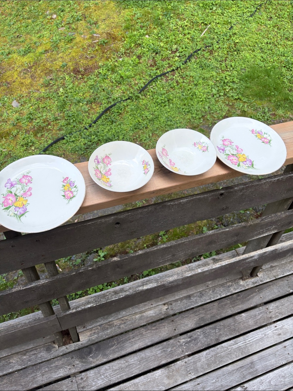 Vintage 1940s Swinnerton Sweet Pea Nestor Vellum vintage 4 pieces